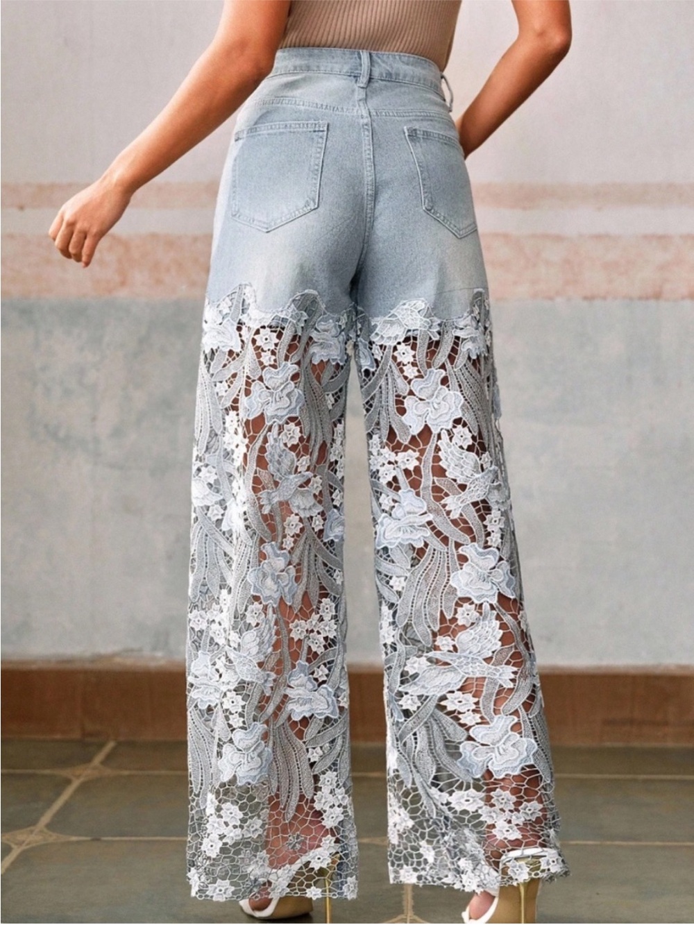 NWT Lace-Inset Wide Leg Denim Light Wash Pants - Light Blue - Picture 6 of 6